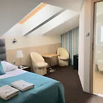 Villa 33 Blisko Plazy
